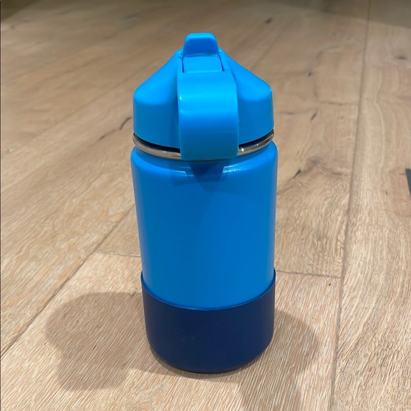Hydro Flask | 12 oz Kids Wide Mouth w/ Straw Cap - Picture 2 of 6